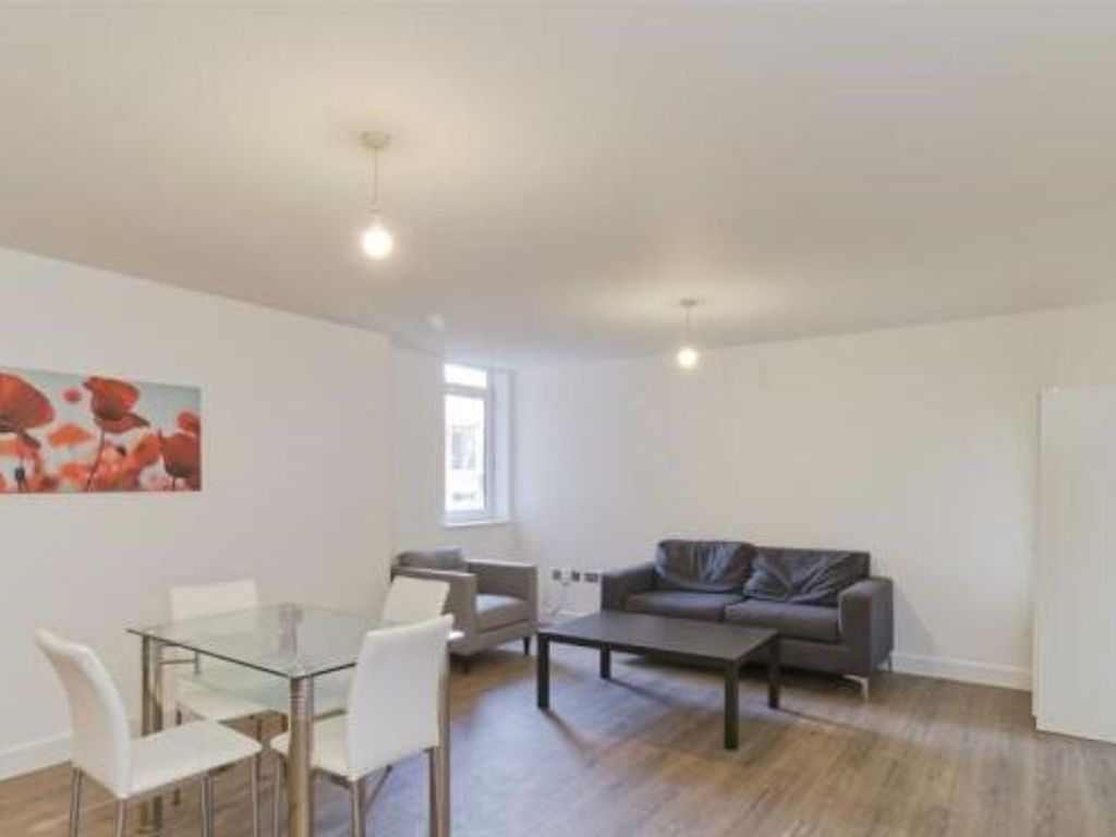 2 bed flat to rent in Queens Road, Queens House CV1, £1,250 pcm Zoopla