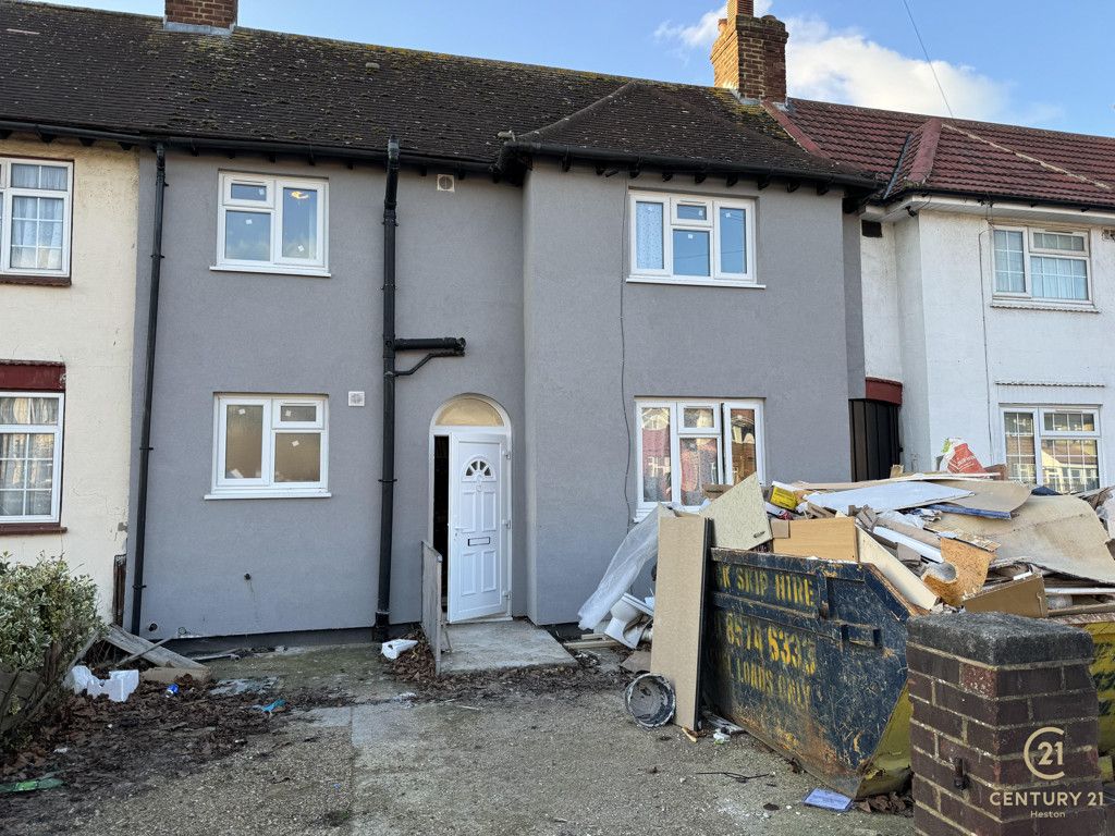 3 bed terraced house to rent in Allendale Avenue, Southall UB1, £2,750 pcm Zoopla