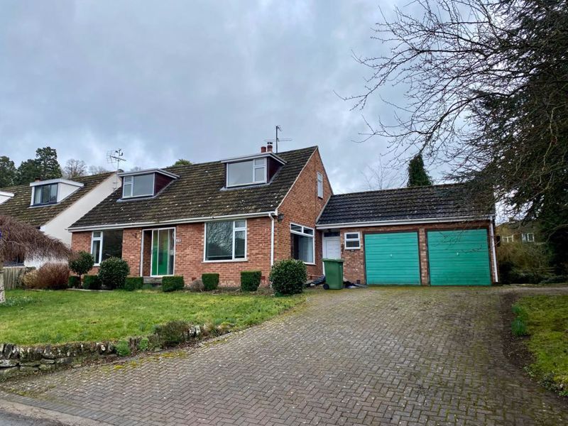 4 bed detached bungalow for sale in Fownhope, Hereford HR1 Zoopla