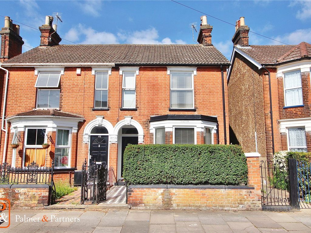 3 bed semidetached house for sale in Murray Road, Ipswich, Suffolk IP3