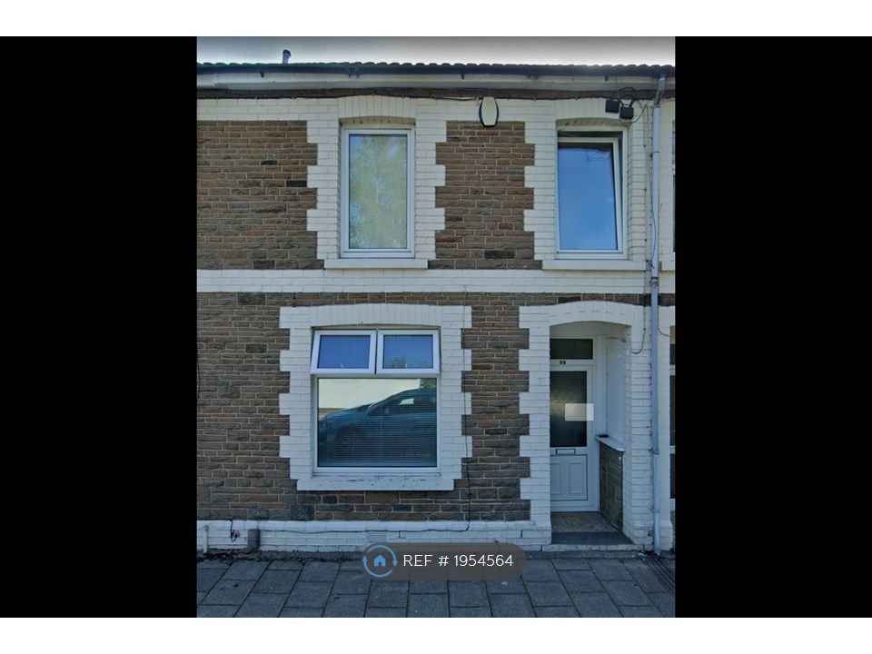 Room to rent in Meadow Street, Treforest, Pontypridd CF37, £350 pcm