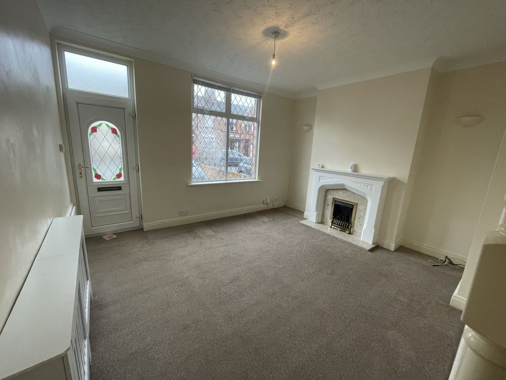 2 bed terraced house to rent in Barnsley Street, Wigan WN6, £750 pcm