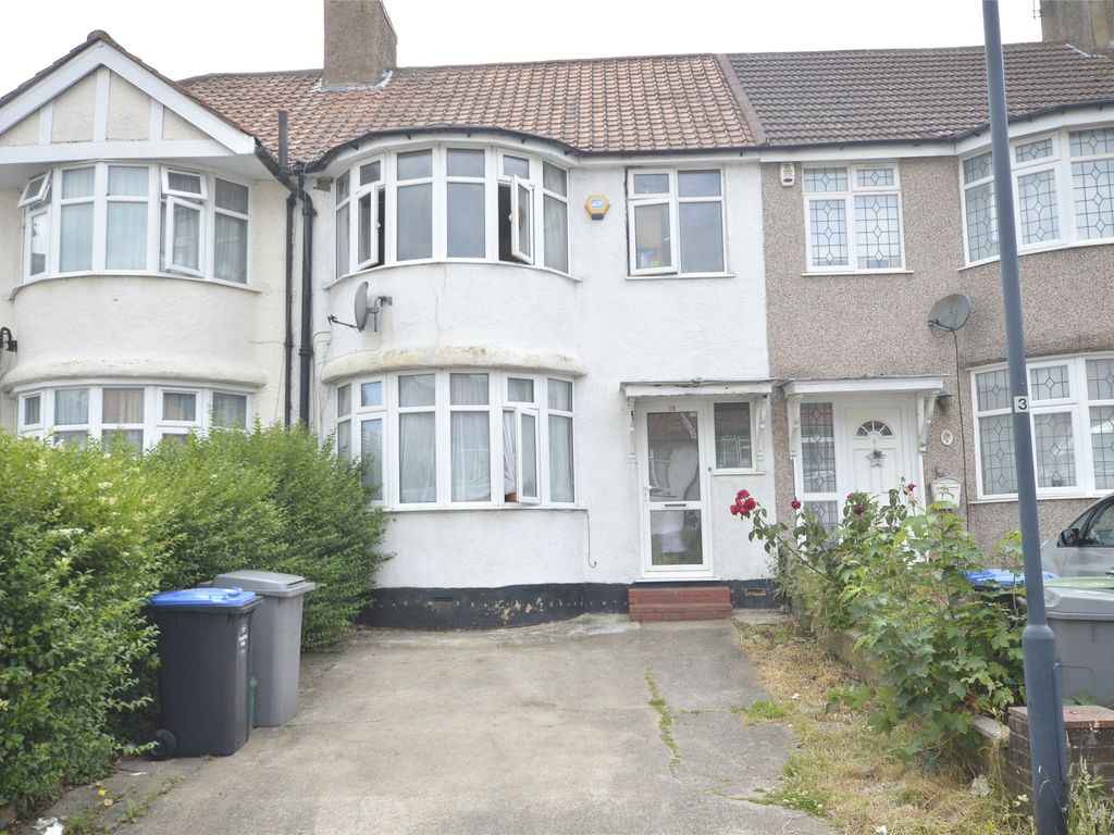 3 bed terraced house for sale in Hill View Gardens, Kingsbury, London