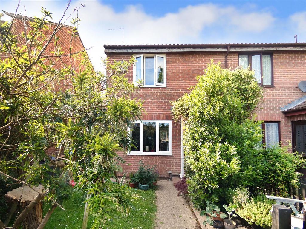 2 bed end terrace house for sale in Johnson Way, Ford, Arundel BN18