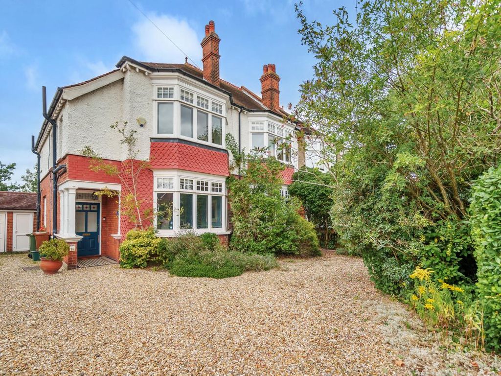 4 bed semidetached house for sale in Cornwall Road, Sutton SM2, £