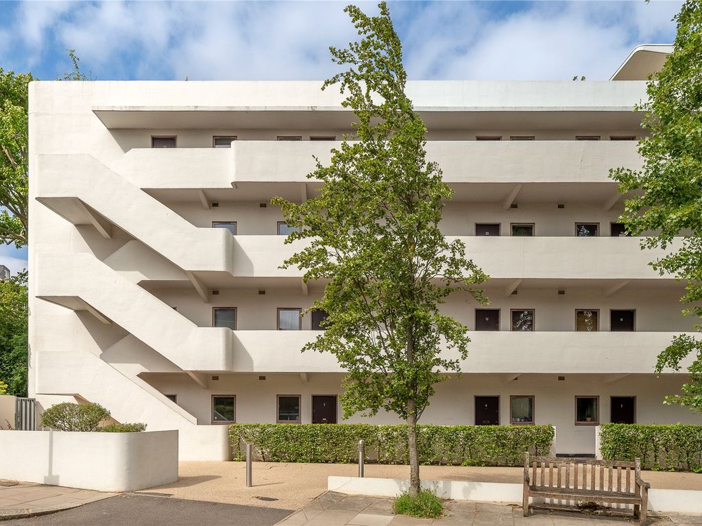 1 bed flat for sale in Lawn Road, Belsize Park, London NW3, £340,000