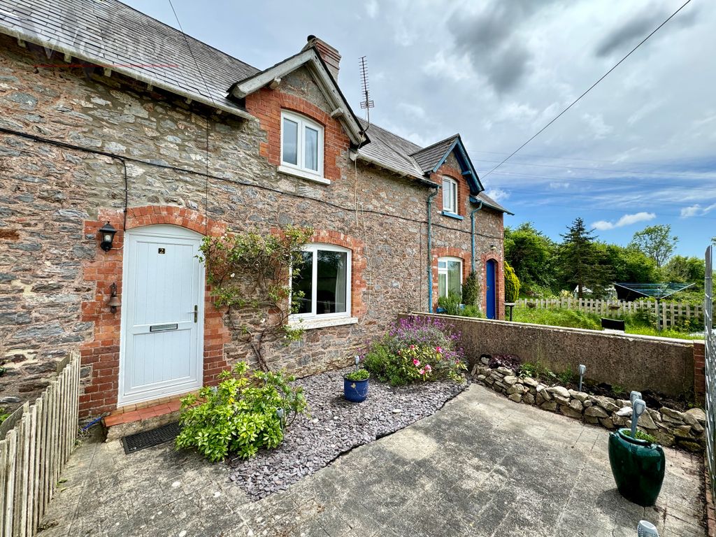2 bed cottage for sale in Lower Yalberton Road, Paignton TQ4, £285,000 Zoopla