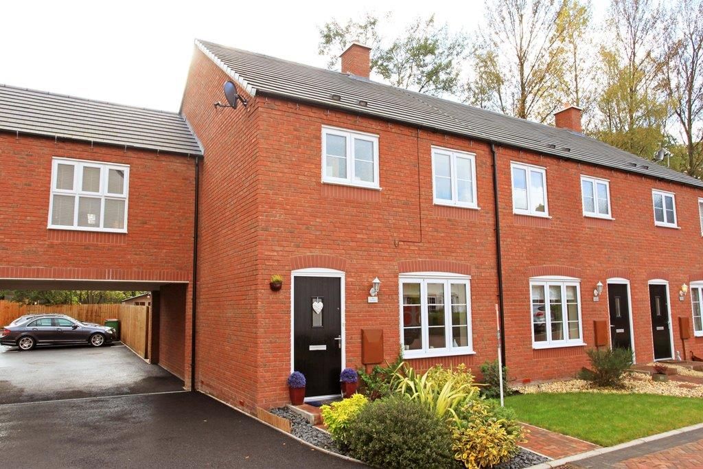 3 bed terraced house to rent in The Dingle, Doseley, Telford