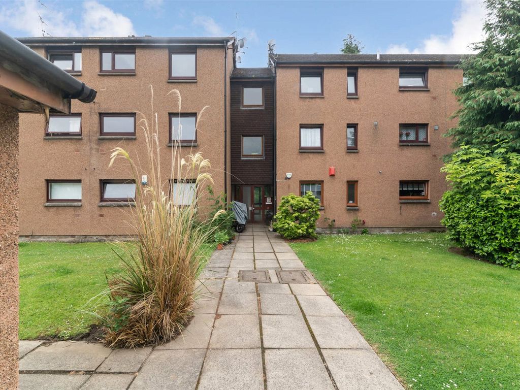 2 bed flat for sale in Fortingall Place, Kelvindale, Glasgow G12 Zoopla
