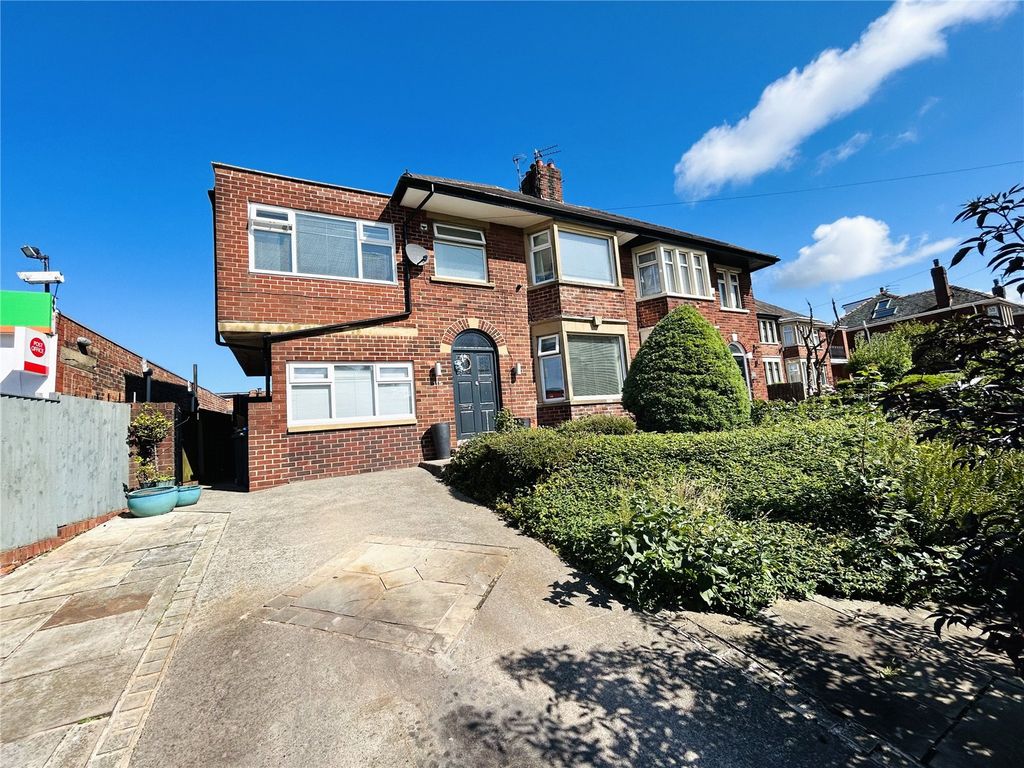 3 bed semidetached house for sale in Poulton Road, Blackpool