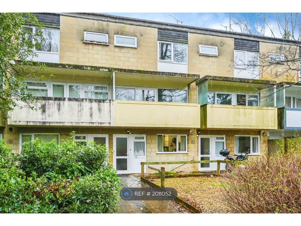 5 bed terraced house to rent in Headington Road, Headington, Oxford OX3