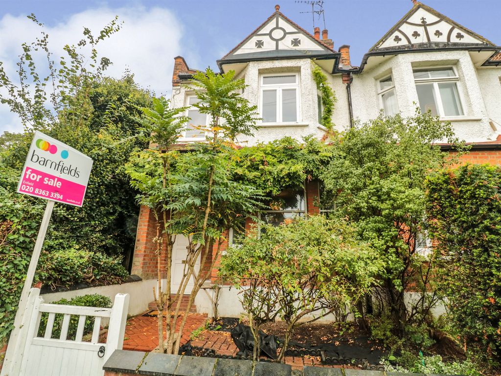 4 bed end terrace house for sale in River View, Enfield EN2 Zoopla