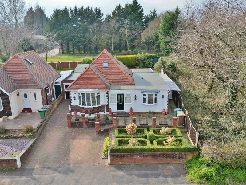 3 bed detached bungalow for sale in Ferry Road, Eastham, Wirral CH62, £