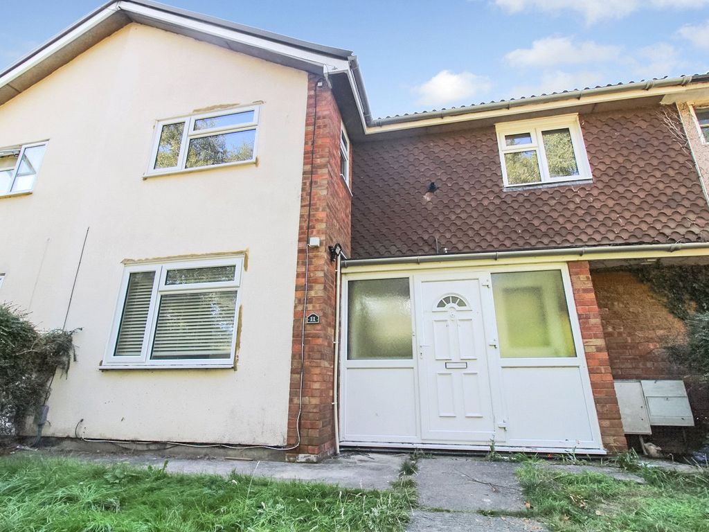 3 bed terraced house for sale in Caxton Close, Park North, Swindon