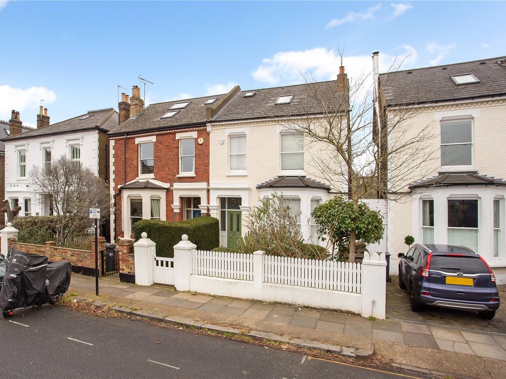 5 bed semidetached house for sale in Heathfield Gardens, London W4, £