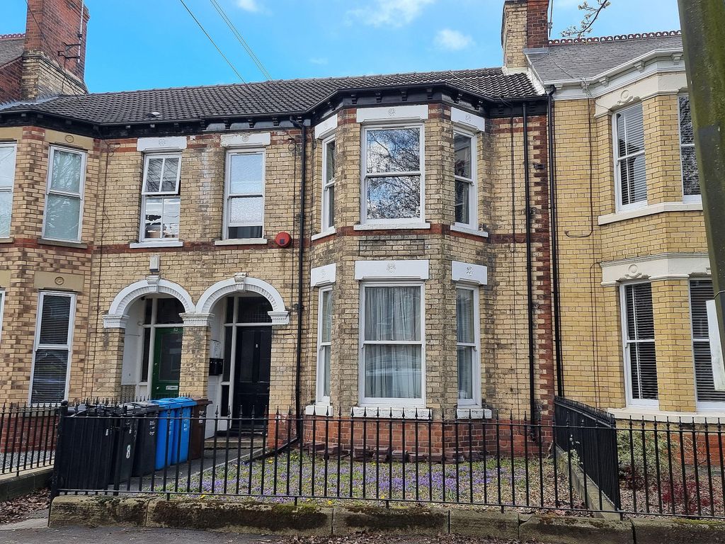 1 bed flat to rent in Victoria Avenue, Princes Avenue, Hull, East