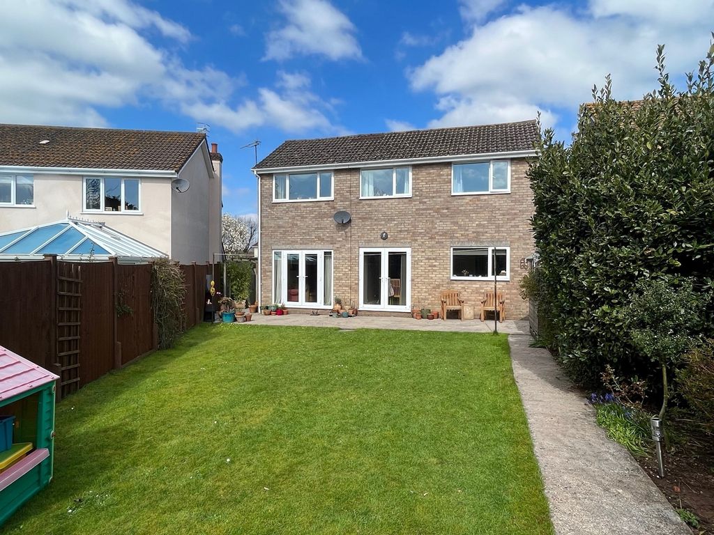 6 bed detached house for sale in Well Close, North Somerset