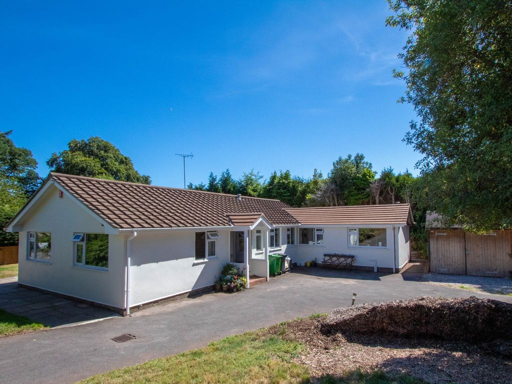 3 bed bungalow for sale in West Hill Road, West Hill, Ottery St. Mary