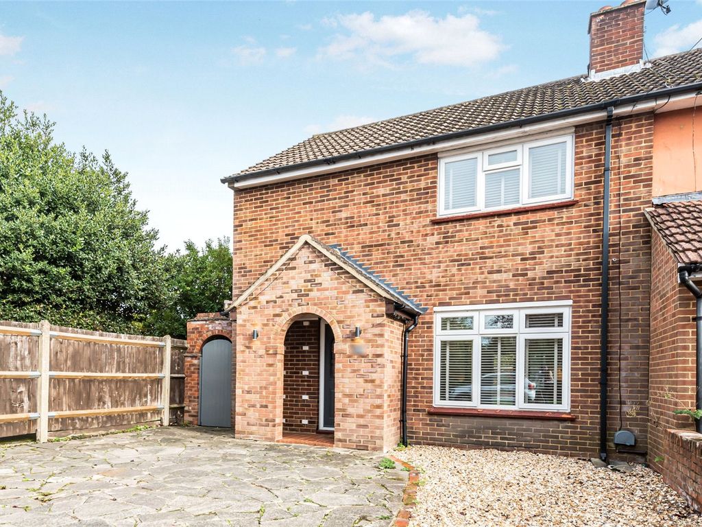 3 bed end terrace house for sale in Horseshoe Close, Camberley, Surrey