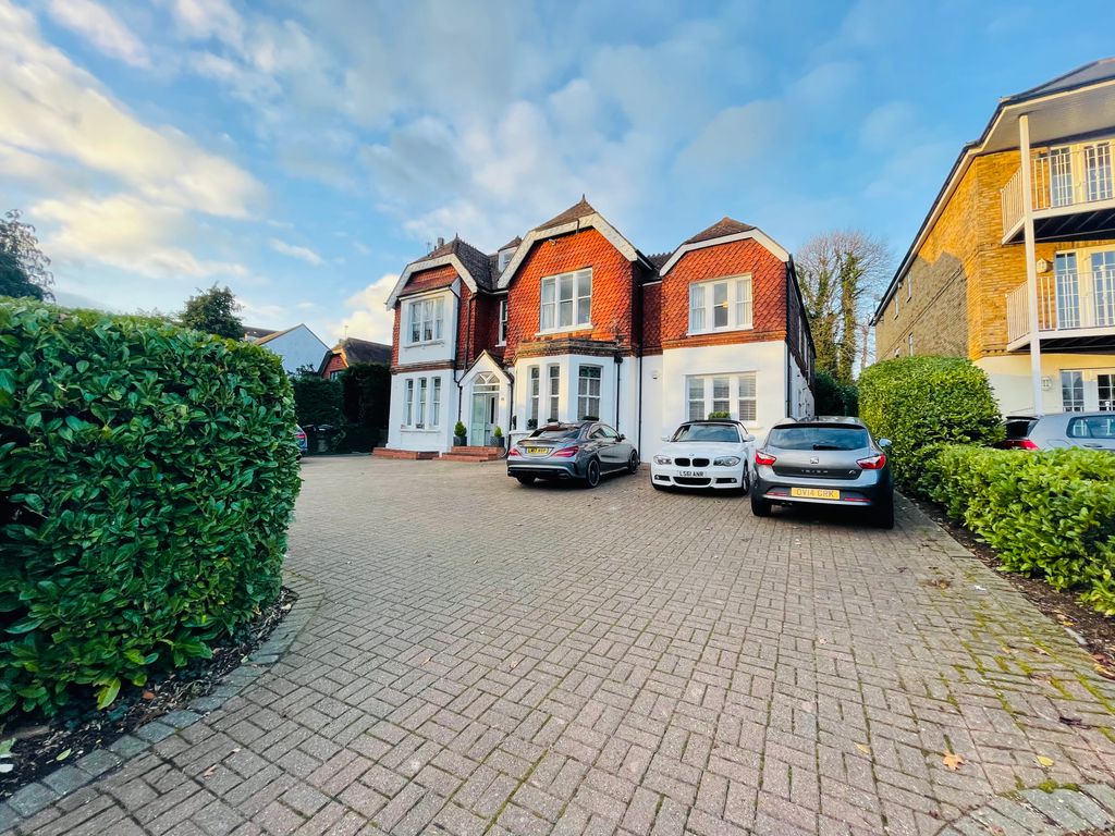 1 bed flat for sale in Park Hill Road, Shortlands, Bromley BR2, £