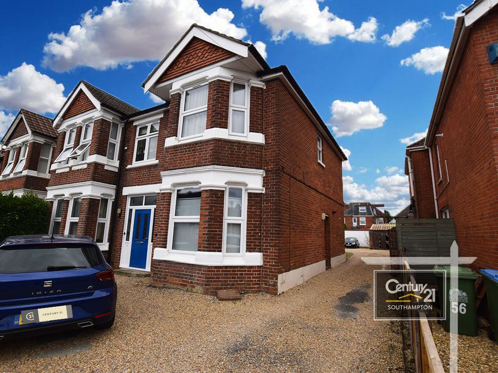 1 bed flat for sale in Ref L776777, Atherley Road, Southampton SO15