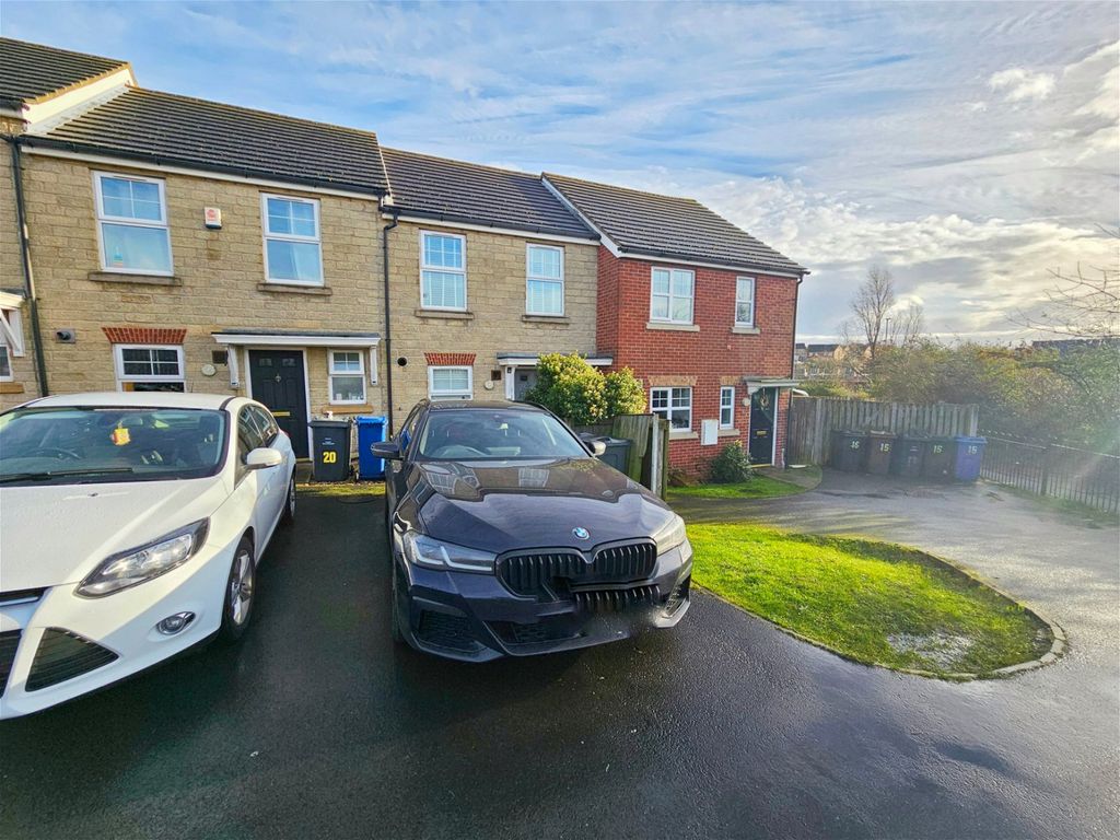 2 bed town house for sale in Cudworth View, Grimethorpe, Barnsley S72