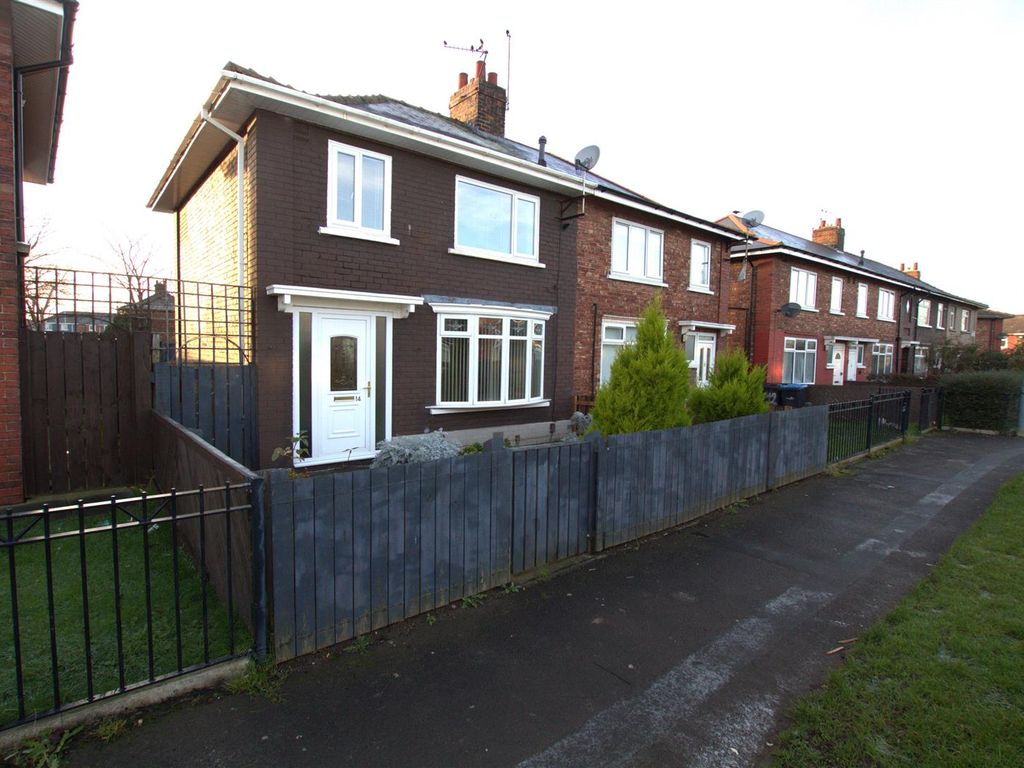 3 bed property to rent in Thorntree Avenue, Middlesbrough TS3, £750 pcm