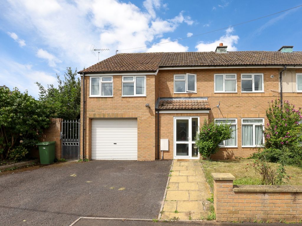 4 bed semidetached house for sale in Harters Close, Coxley, Wells BA5