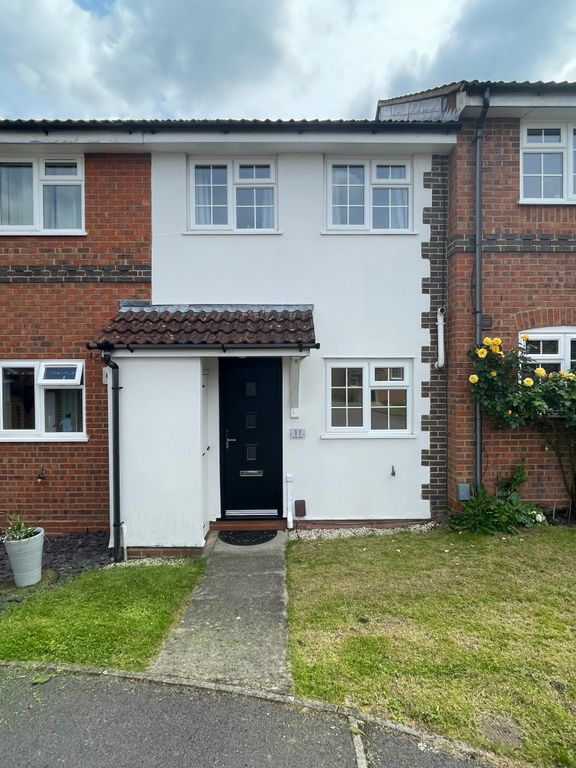 2 bed terraced house to rent in Lower Moor, Yateley, Hants GU46 Zoopla