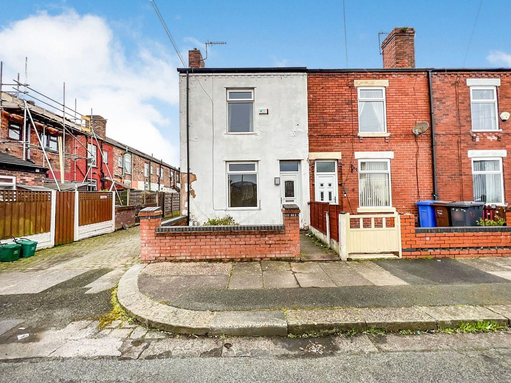 2 bed terraced house for sale in Thorp Street, Eccles M30 Zoopla