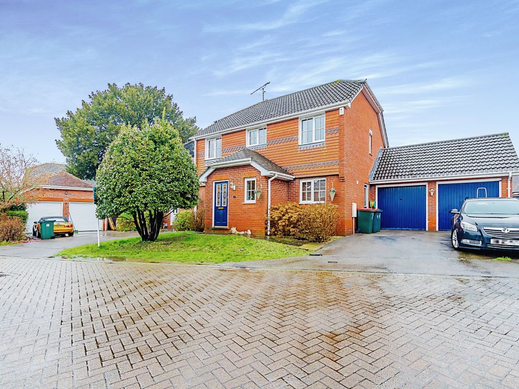 4 bed detached house for sale in Pagewood Close, Maidenbower, Crawley
