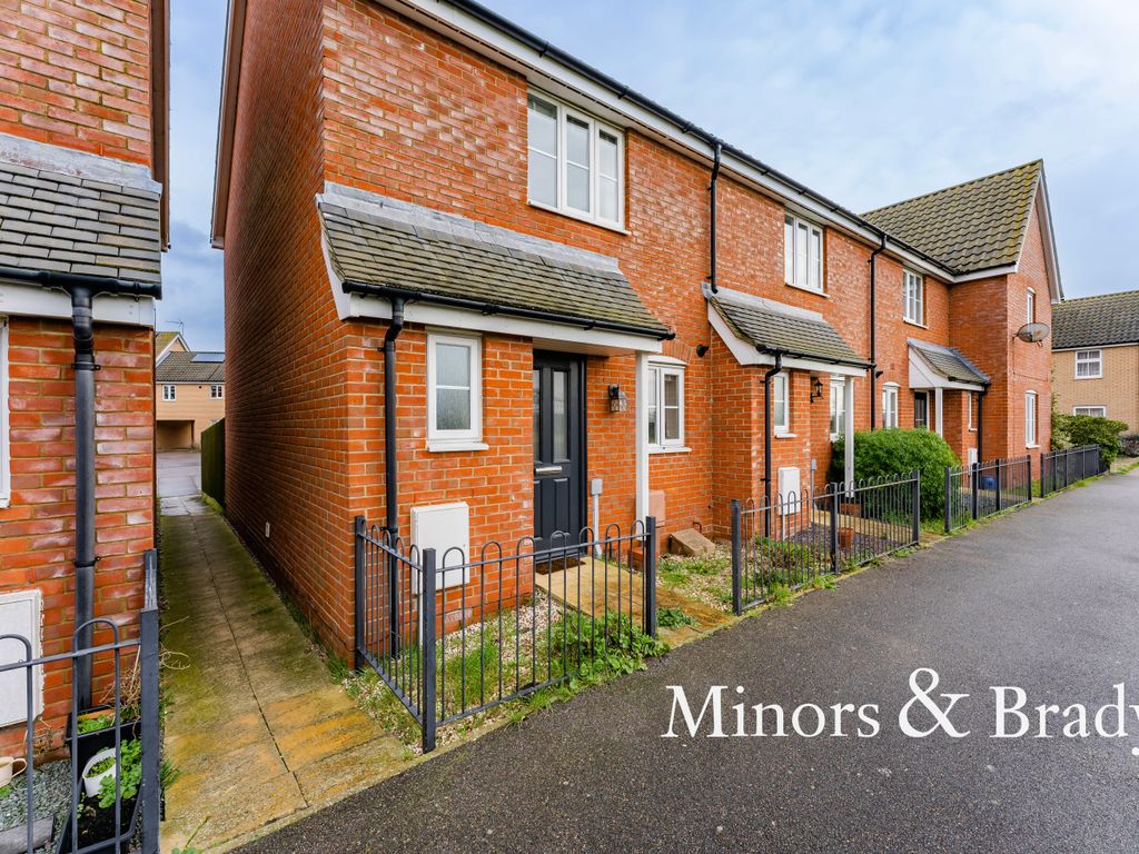 2 bed end terrace house for sale in Ullswater, Carlton Colville