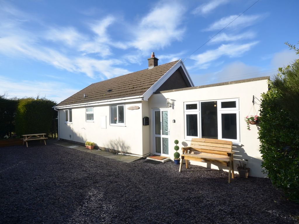 2 bed detached bungalow for sale in Penrhyncoch, Aberystwyth SY23 Zoopla