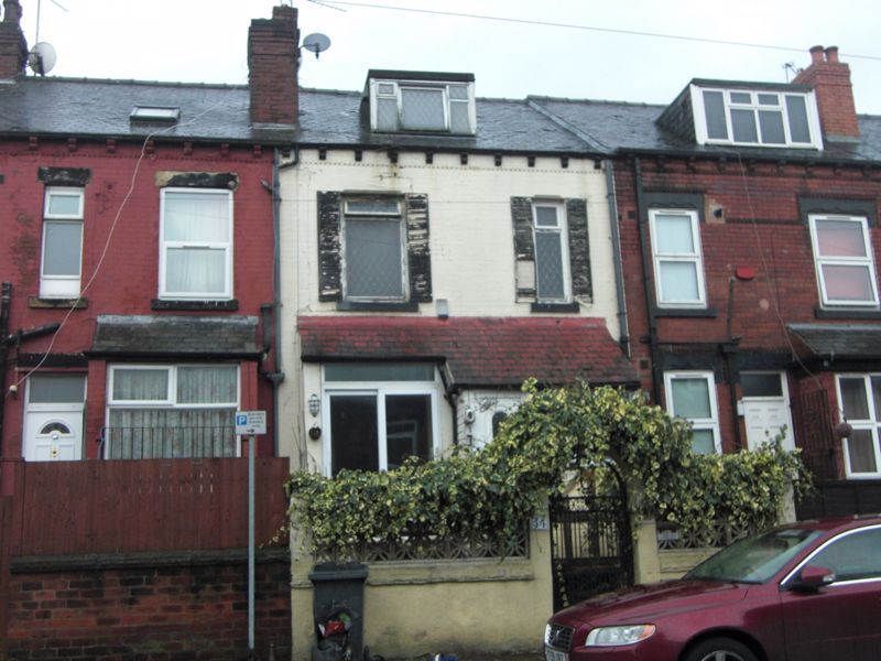 2 bed terraced house for sale in Compton Crescent, Leeds LS9, £74,995