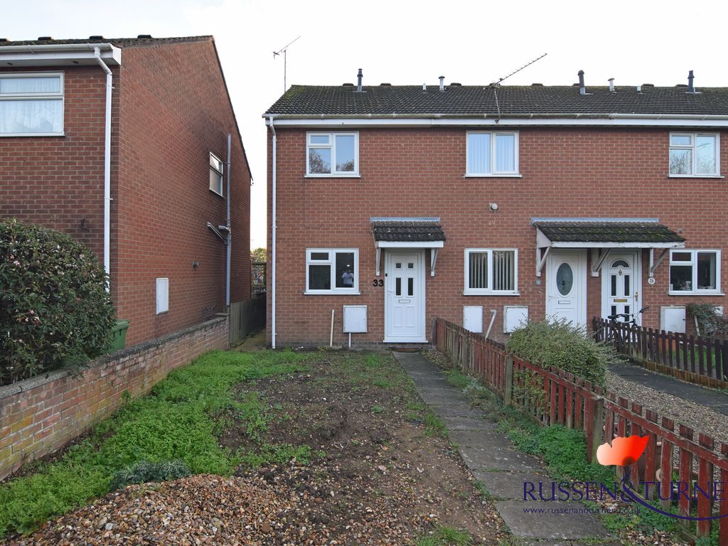 2 bed end terrace house for sale in Bedford Drive, King's Lynn PE30