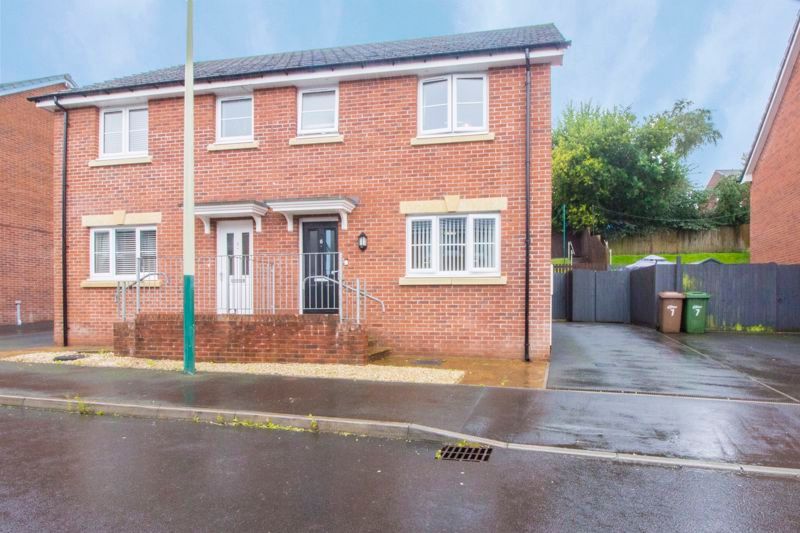 3 bed semidetached house for sale in Beech Tree Avenue, Caerphilly