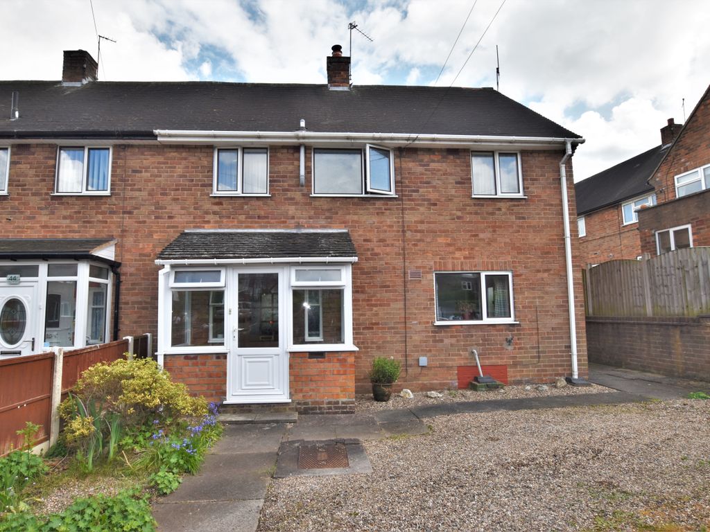 3 bed semidetached house for sale in Salisbury Hill View, Market