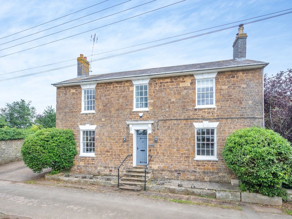 4 bed detached house for sale in Rose Hall Lane, Middleton Cheney