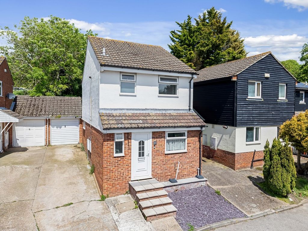 3 bed link detached house for sale in Downs Road, Folkestone CT19, £