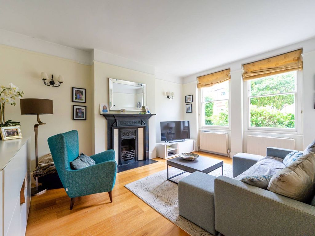 3 bed flat to rent in Disraeli Gardens, Putney, London SW15, £2,900 pcm