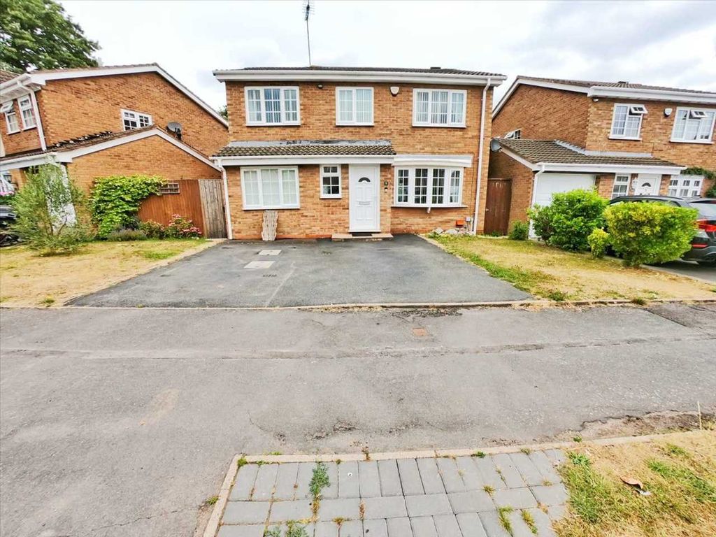 4 bed detached house for sale in Oakslade Drive, Solihull, Solihull B92