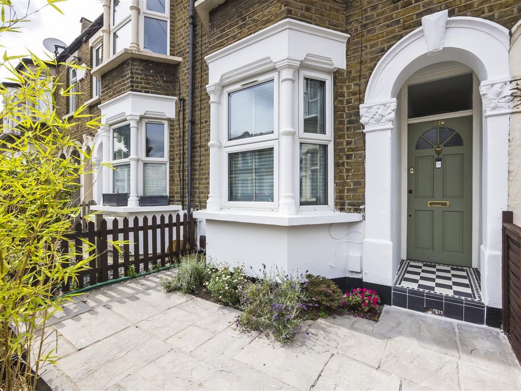 2 bed flat for sale in Francis Road, London E10 Zoopla