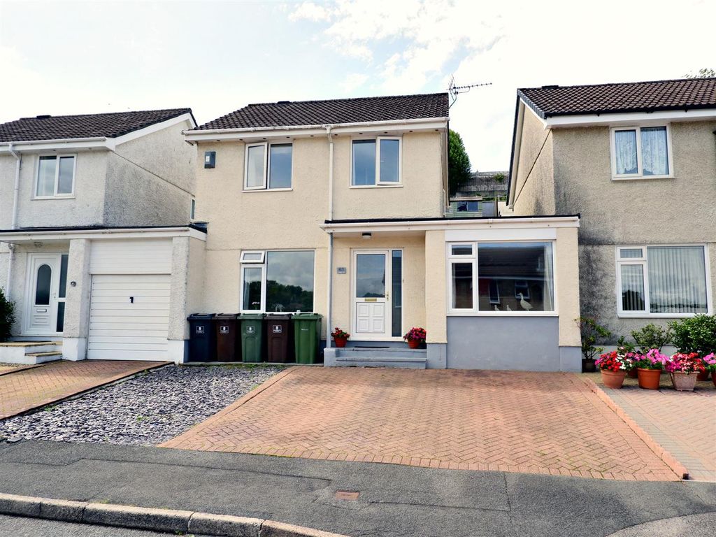 4 bed detached house for sale in Kenmare Drive, Plympton, Plymouth PL7