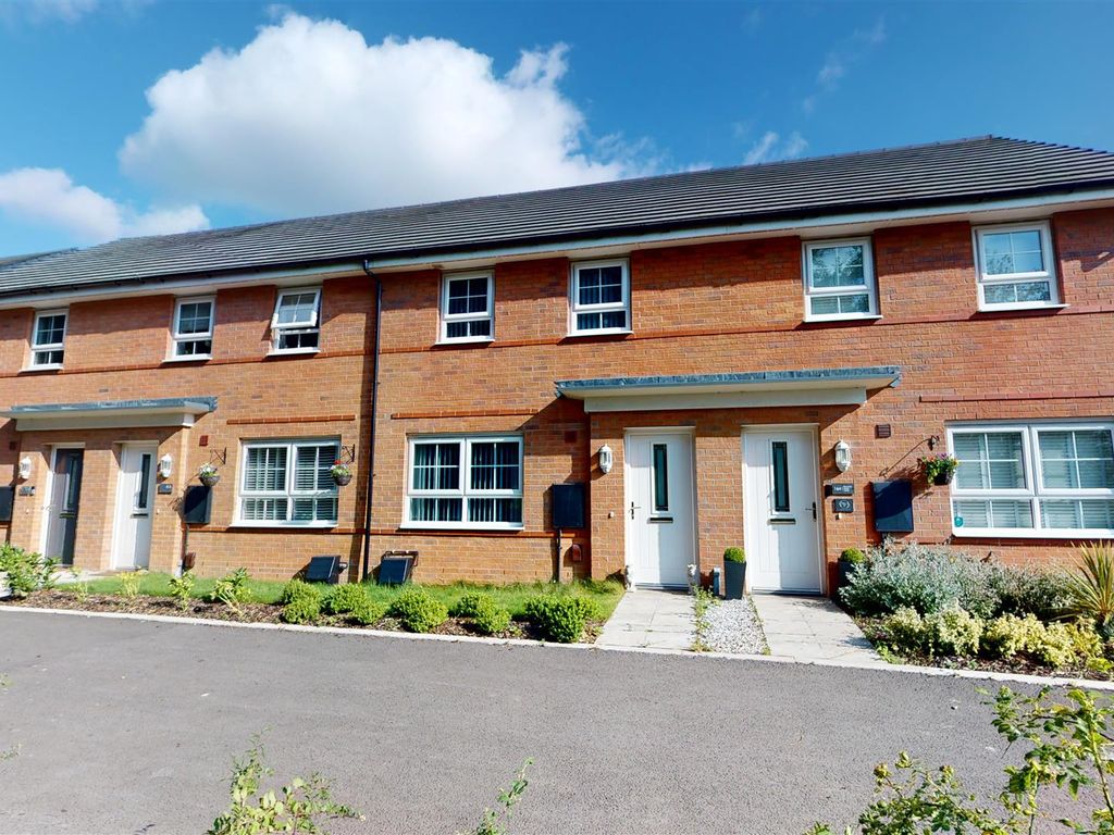 Blowick Moss Lane, Southport, 5 PR8  