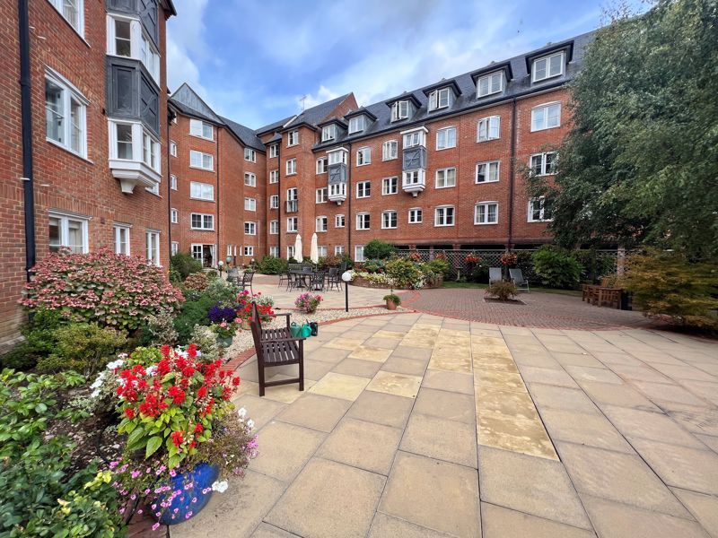 Castlemeads Court, Westgate Street, Gloucester GL1  