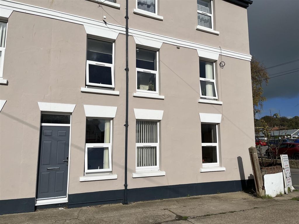 2 bed property to rent in St. Michaels Lane, Bridport DT6, £795 pcm