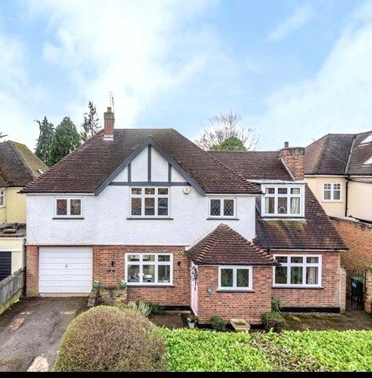 Woodwaye, Watford, Hertfordshire WD19  