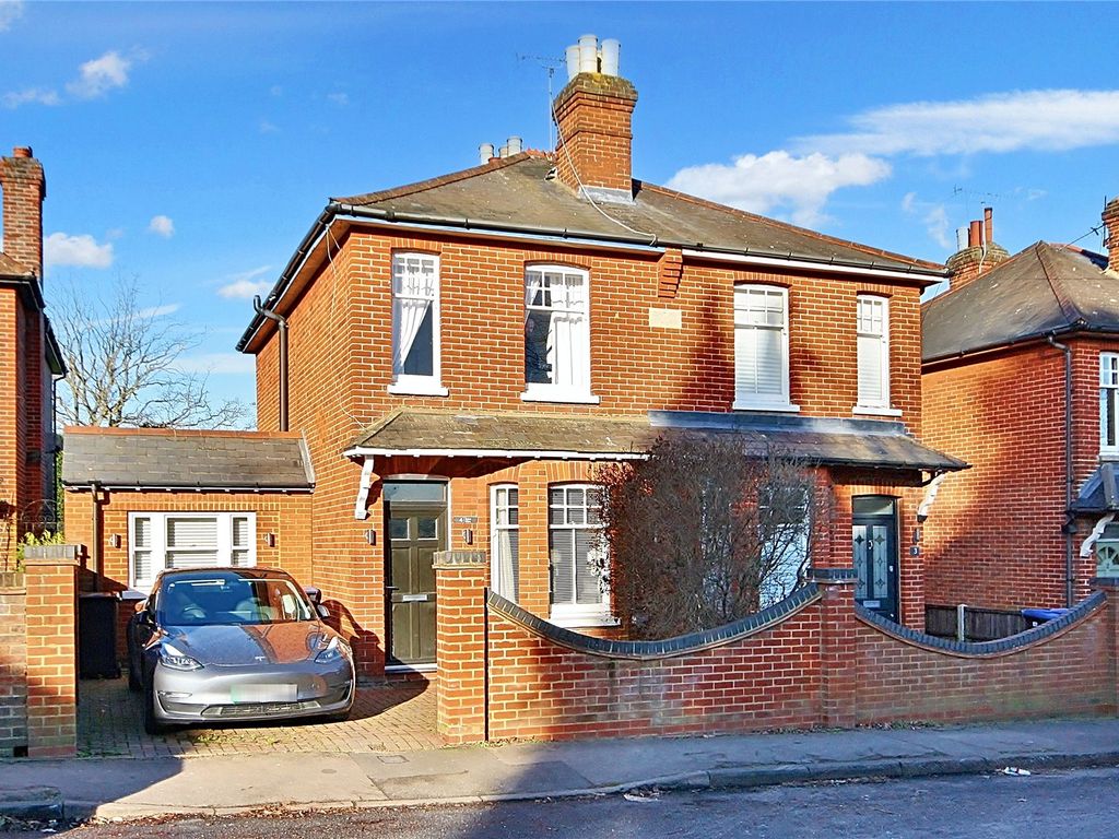 2 bed semidetached house for sale in Wych Hill, Woking, Surrey GU22, £