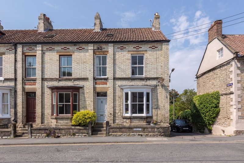 4 bed end terrace house for sale in Burgate, Pickering YO18 Zoopla