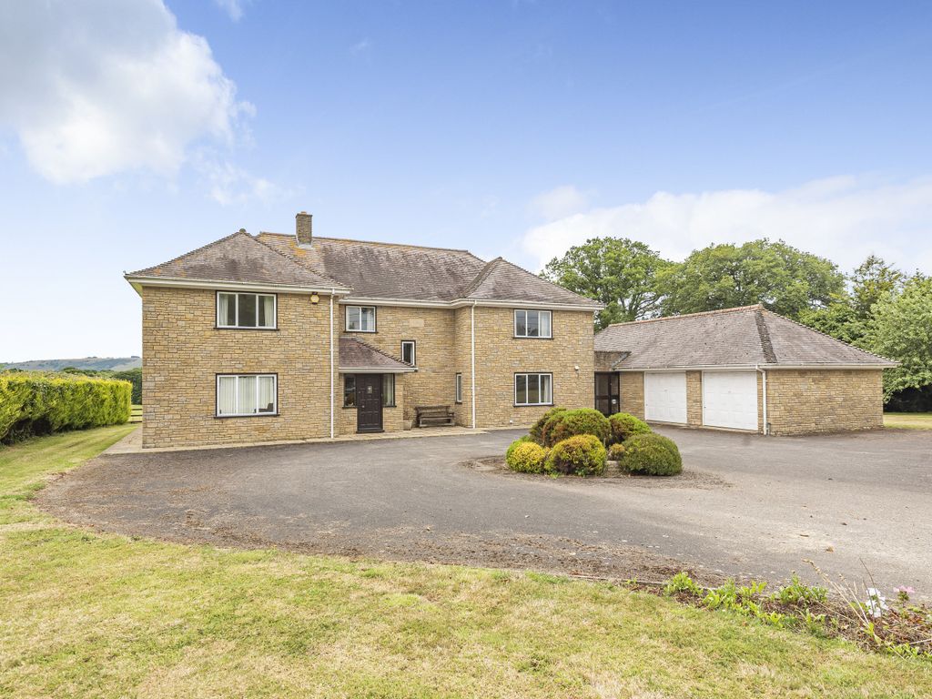 5 bed property for sale in Back Lane, Kingston, Sturminster Newton